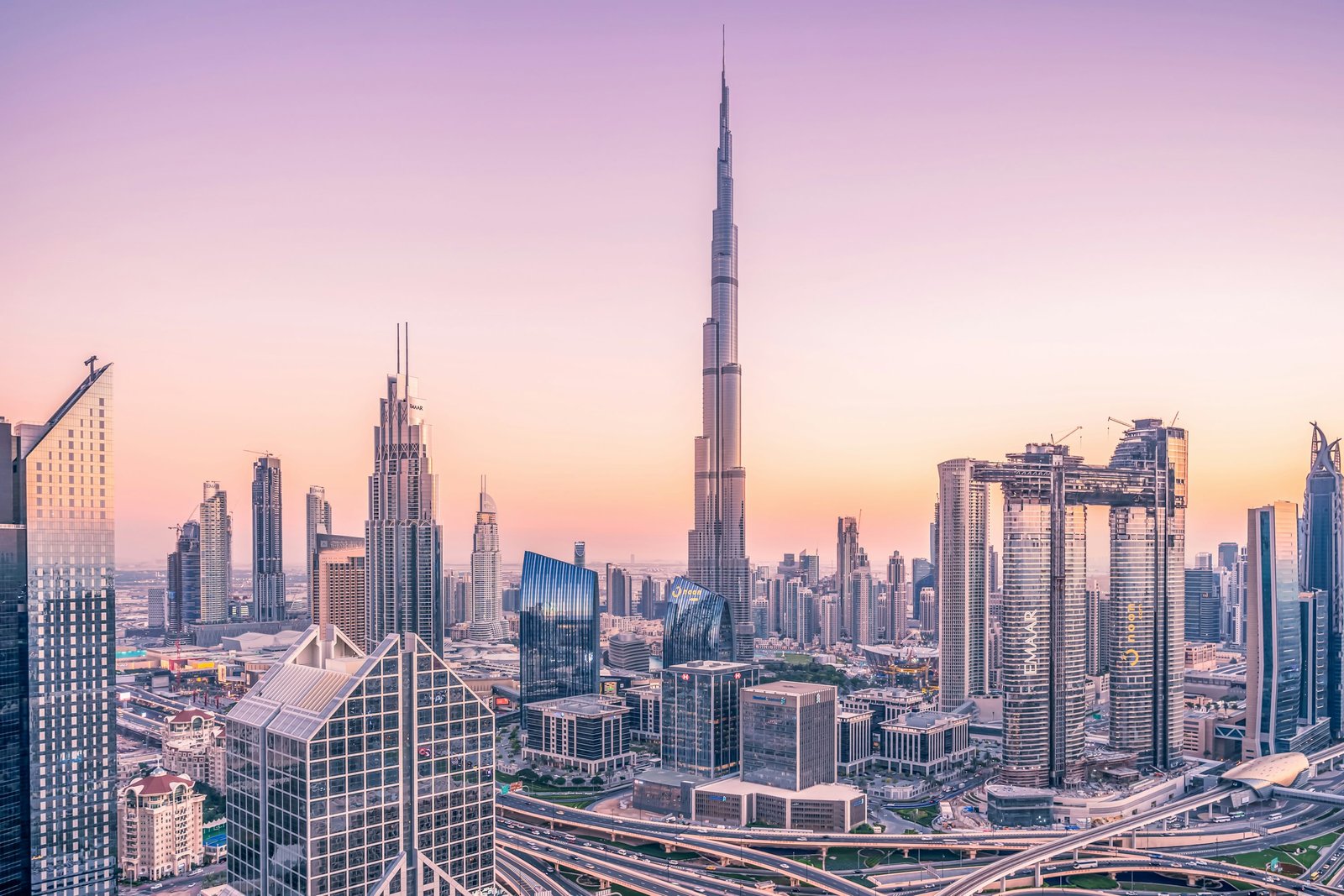 Services — luxury holiday rental in Dubai
